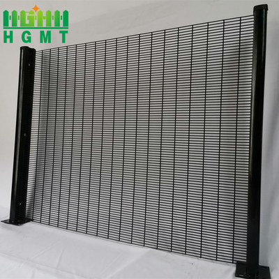 Recinto de seguridad antiascensión de alta calidad revestido de PVC galvanizado y sumergido en caliente