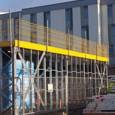 Barrera de protección de bordes de 50*200 mm conforme a OSHA con diseño de alta visibilidad