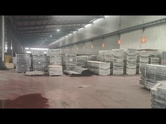 Una variedad de productos están listos para el envío